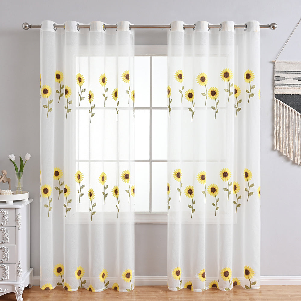 CountryBloom - Airy White Curtain with Sunflower Motif for a Farmhouse Decor