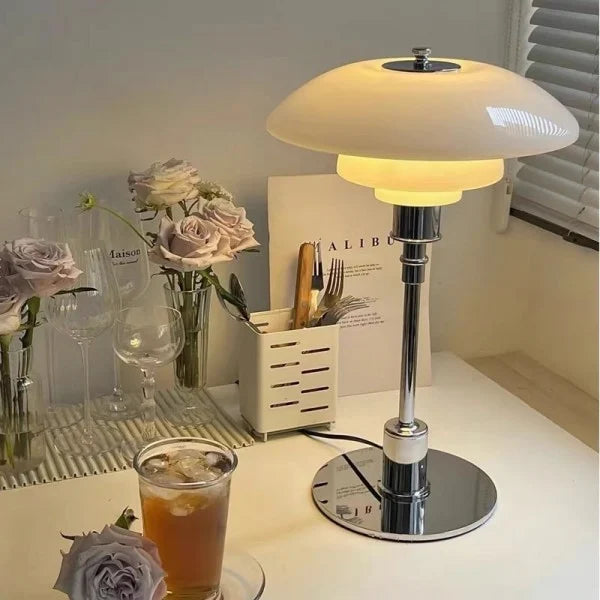 FusionLamp – Metalen Tafel lamp met Meerdere Niveaus