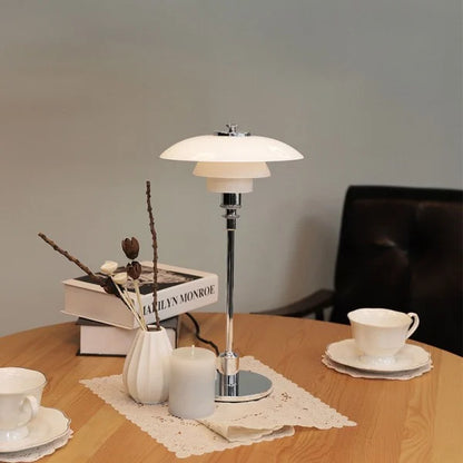 FusionLamp – Metalen Tafel lamp met Meerdere Niveaus