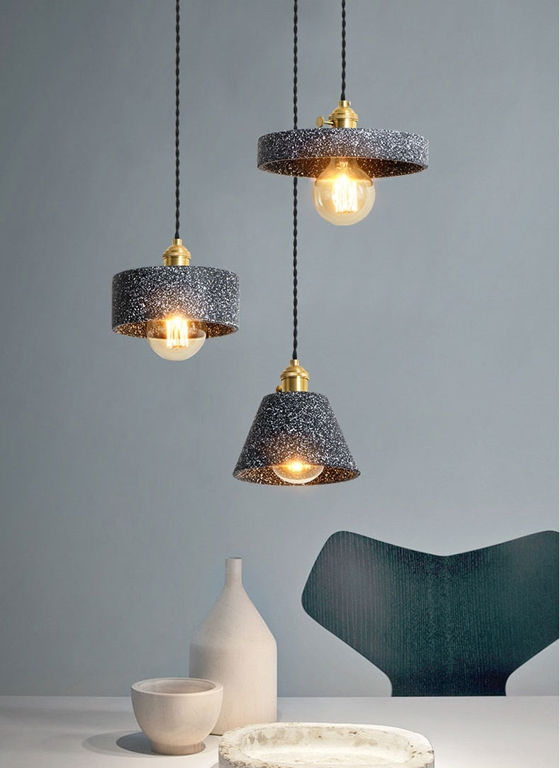 Lumina - Stylish Zement Pendant Lamps for an Industrial Interior 