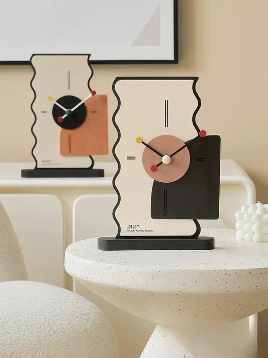 GeoDesign - Geometric Accents Digital Clock