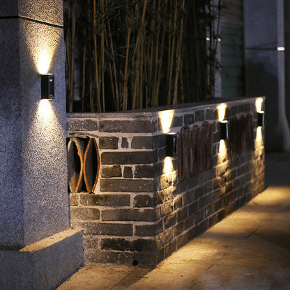 Wireless LED Solar Wall Lights Deluxe - Efficient lighting for your outdoor walls