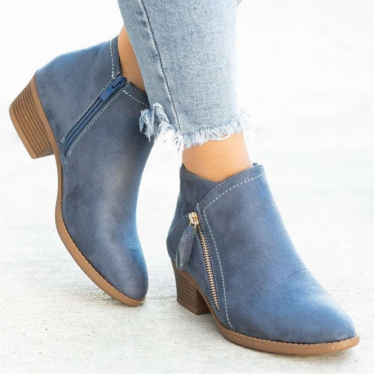 Celeste -Comfortable mid-high suede boots with zipper and small heel